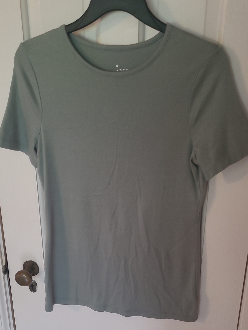 A New Day Sage Green Short Sleeve Crewneck Tee, Size S